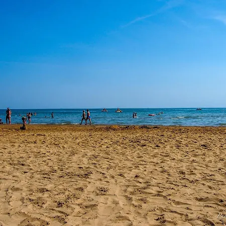 Charming Flat Just Steps Away From The