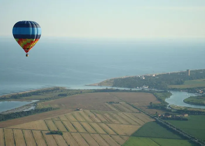 Апартаменты Charming Flat Just Steps Away From The Бибионе