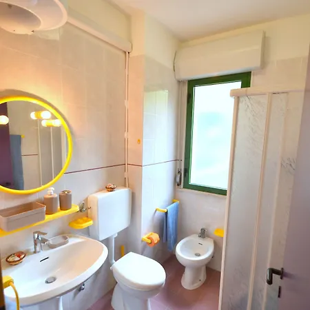 Charming Flat Just Steps Away From The * Bibione