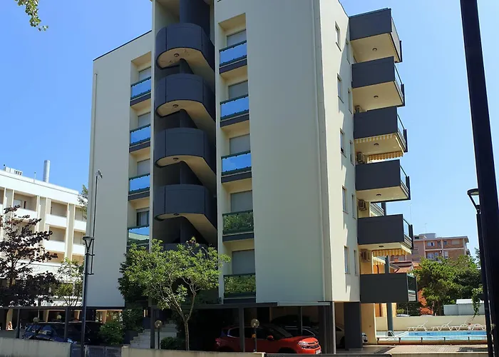 公寓 Charming Flat Just Steps Away From The